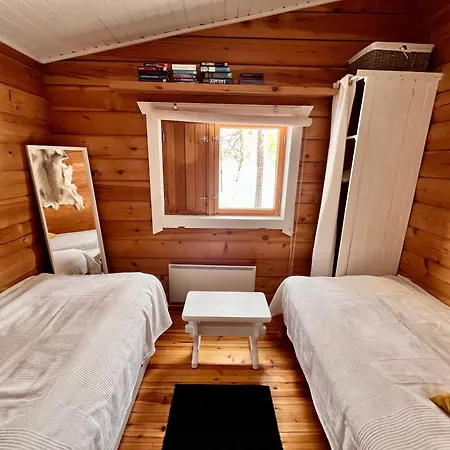 Chalet Log House And New Sauna Pikariporras