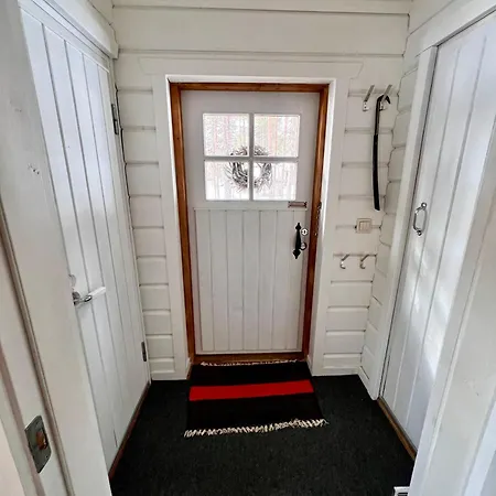 Log House And New Sauna Pikariporras *